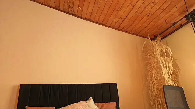 Isa_And_Natasha Webcam-Show