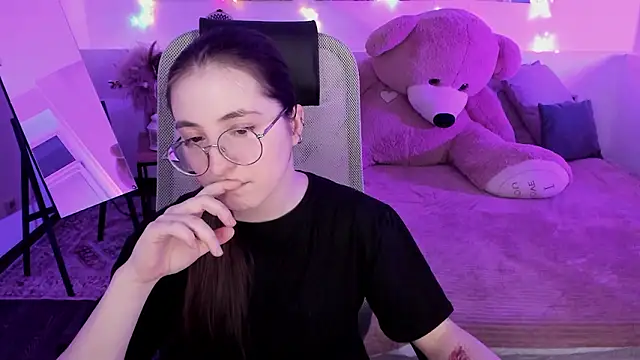 VirtuallVoyant 现场XXX聊天