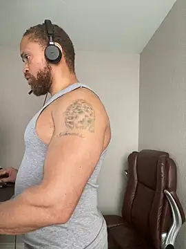 Fathero1time Live XXX-Chat