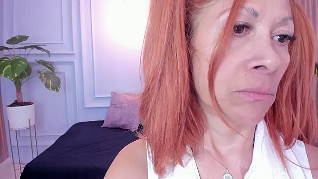 cintiagreyx – Kamerová šou