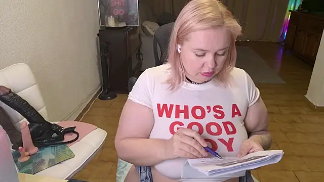 Pokazy przed kamerką – MargotGrey