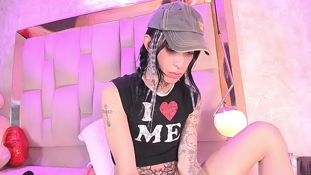 MadisonWood01's Webcam Show