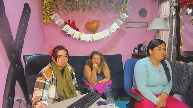 XXX chat uživo modela lesbiancuple