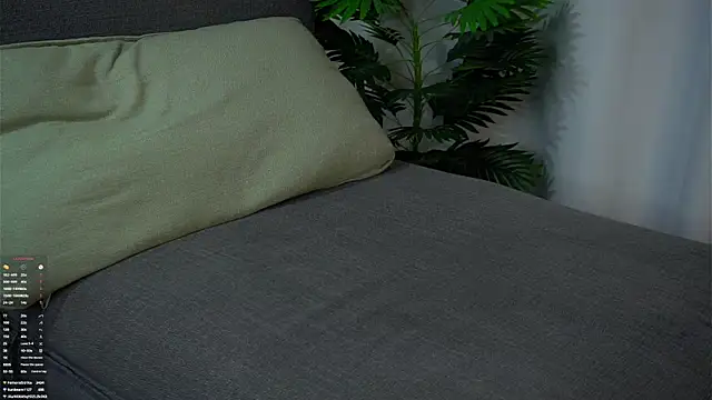 ClarineCasebolt Chat XXX in diretta