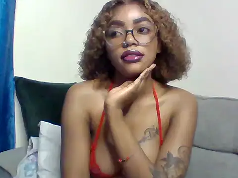 _crystal_princesss' Live XXX Chat