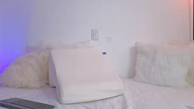 Онлайн чат XXX Cristel_Boom