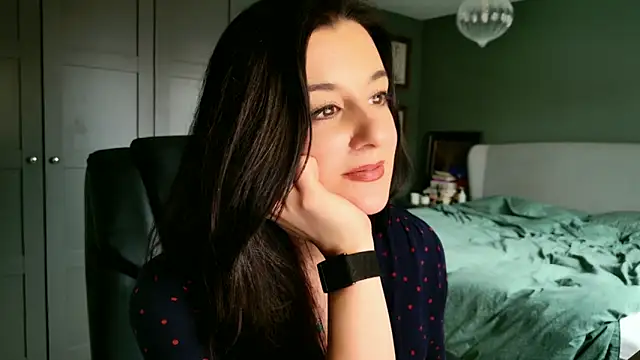 yourcassiexo's Live XXX Chat