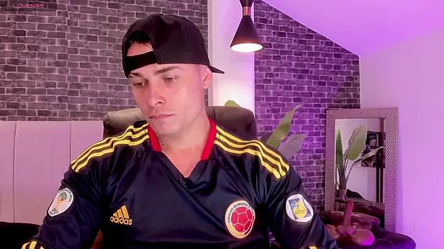 connorsmiith's Live XXX Chat