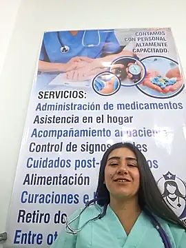 Chat XXX en directo de CAROLINE__07