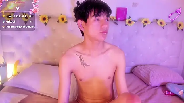 AleAurarashi's Live XXX Chat