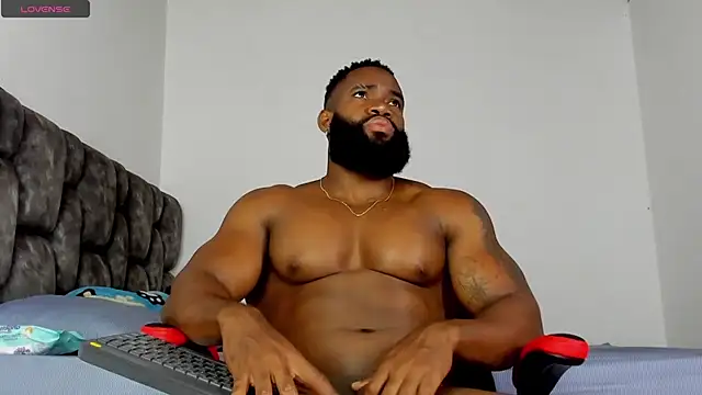 james_musclebbc's Live XXX Chat