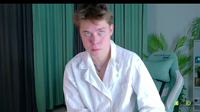 Fred_Cute's Live XXX Chat