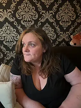 Busty-GilfQuinnn Live XXX chat