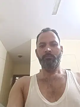 GentlemanX119 élő XXX-chatje