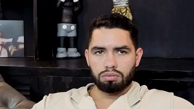 matteosantos' Live XXX Chat