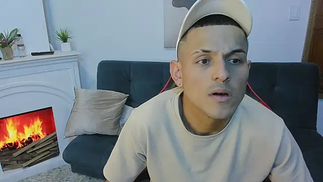 JACOB_RACHELL Adlı Modelin Canlı XXX Sohbeti