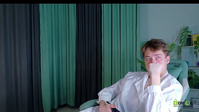 Czat XXX na żywo – Fred_Cute