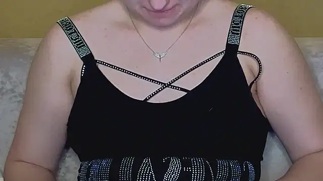 Chat +18 de Banana_Bowl ao vivo