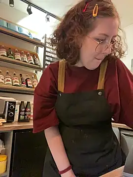 แชท XXX สดของ cinnabon_