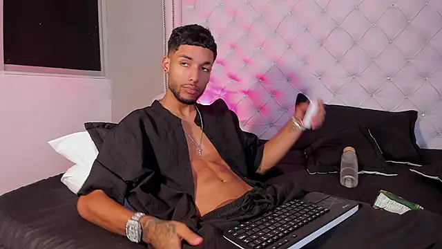 Thiagoferreti Live XXX-Chat