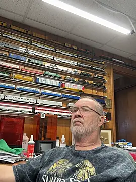 Jcaspen: онлайн-секс-чат