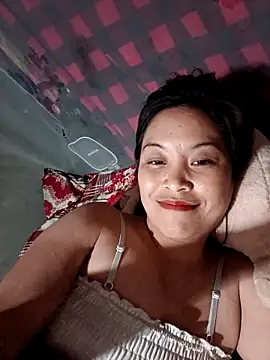 Chat XXX en directo de Alice-567