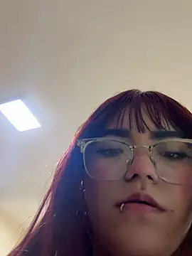 Chat +18 de AngieRousse_ ao vivo