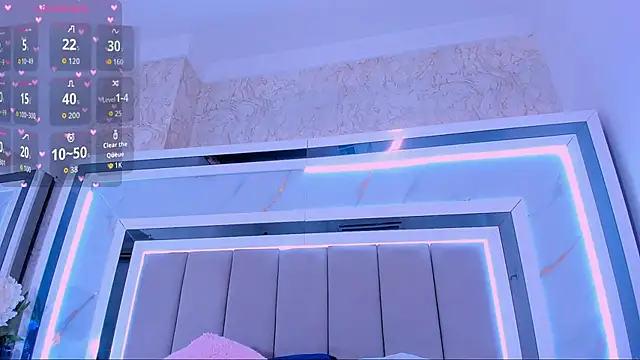 IsaBlue's Live XXX Chat