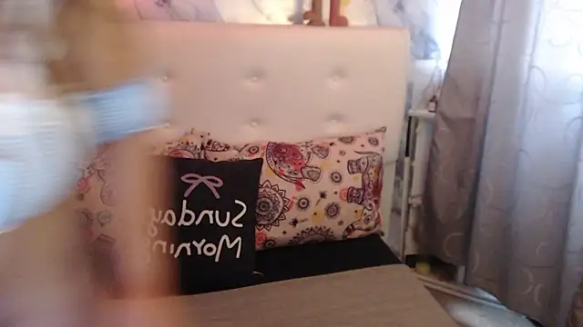 Nicolelewllss' Live XXX Chat