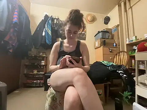 Snowbunnycake_131 网络视讯表演