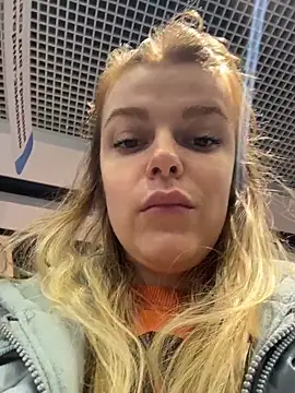 HarrietDartn Live XXX chat