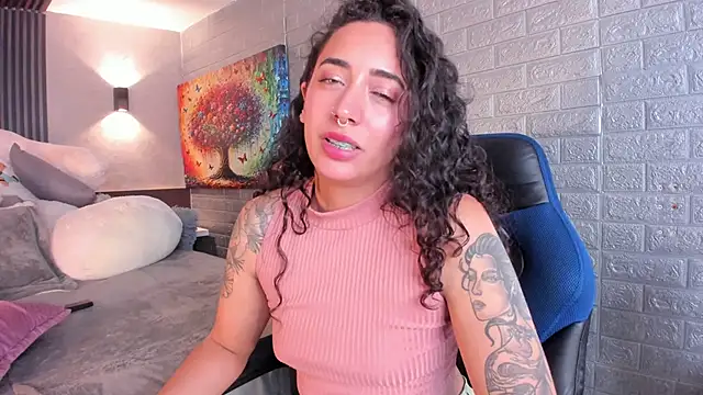 Magic_ivone's Live XXX Chat