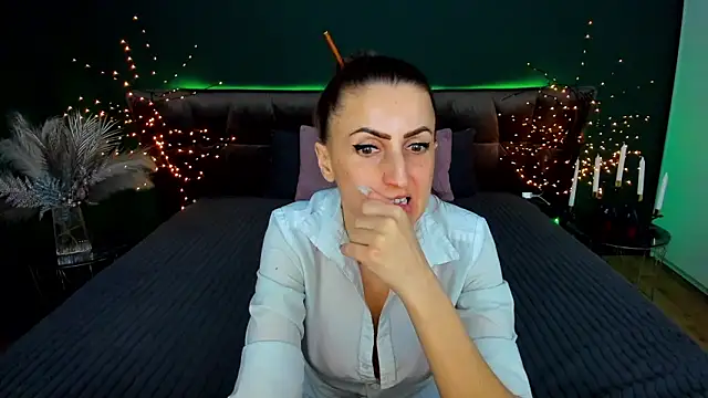 Rebecca_Diamond – Live XXX-chat