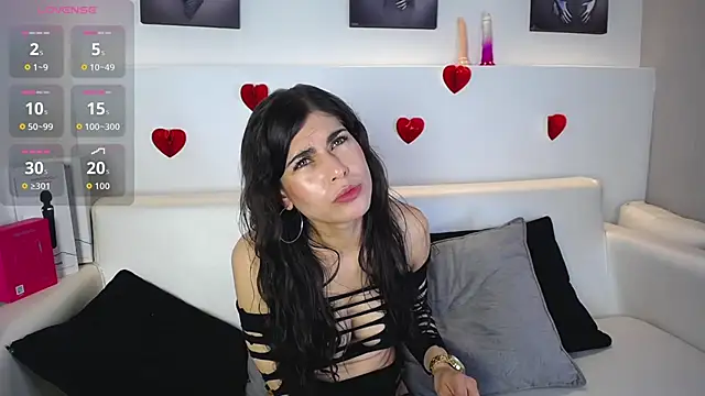 Chat XXX en directo de Harmony_Hills