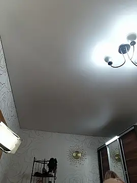 Chat +18 de AvrilMillers ao vivo