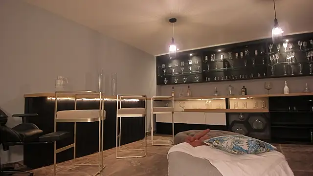 KylaMorrison 即時 XXX 聊天