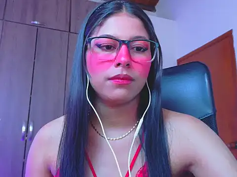 Czat XXX na żywo – _ALLYSON18_