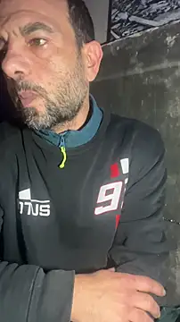 Voy_a_reventarte's Live XXX Chat