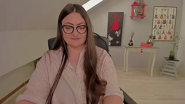 MistressDarrah live XXX chat