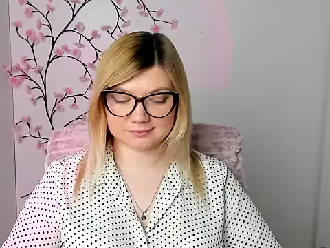 แชท XXX สดของ Lola_moree