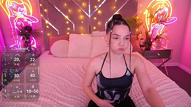 Chat +18 de MirielleNymph ao vivo