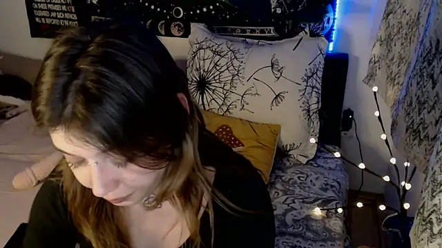 Chat +18 de AlienforTwenty ao vivo