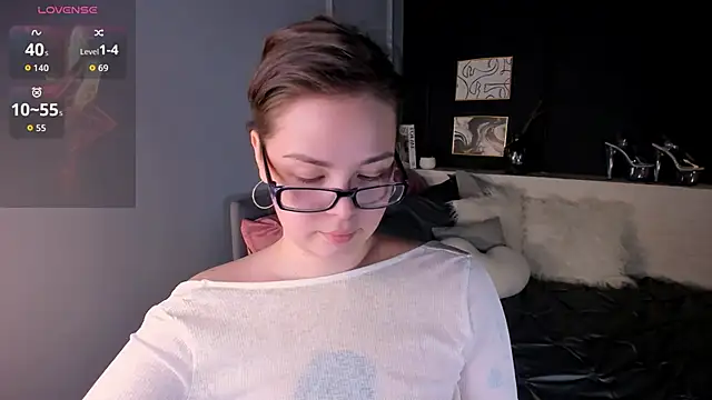 Maykinkya's Live XXX Chat