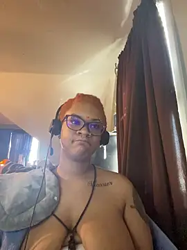 nickytheehawtie's Live XXX Chat