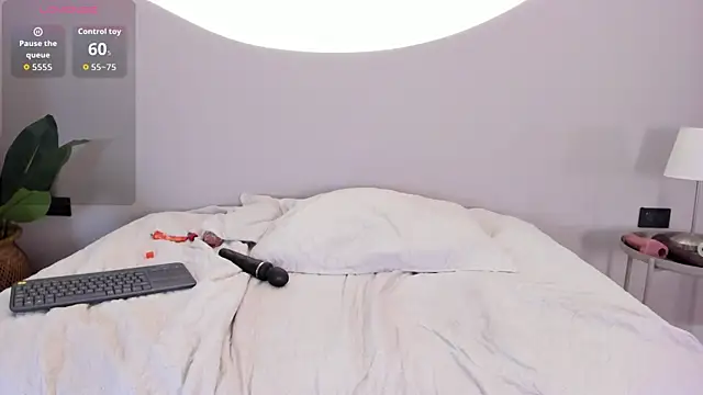 ainaah_n Live XXX chat