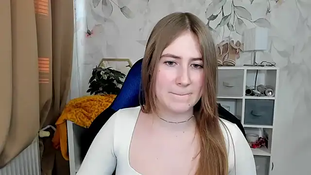 candy_Megan: απευθείας συνομιλία ΧΧΧ