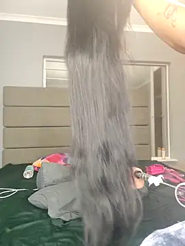 KinkyphatassのライブXXXチャット