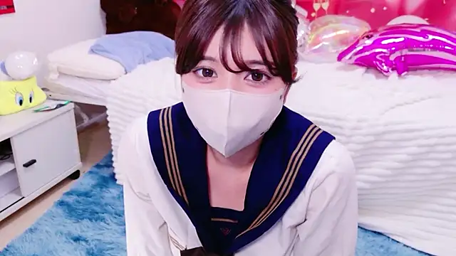 Runarunapi élő XXX-chatje