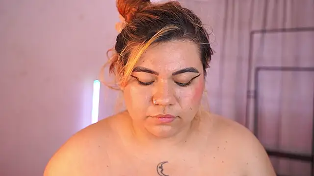 Samanta_Bigboos Pertunjukan Webcam