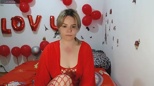 hotmilf4uxxx: онлайн-секс-чат